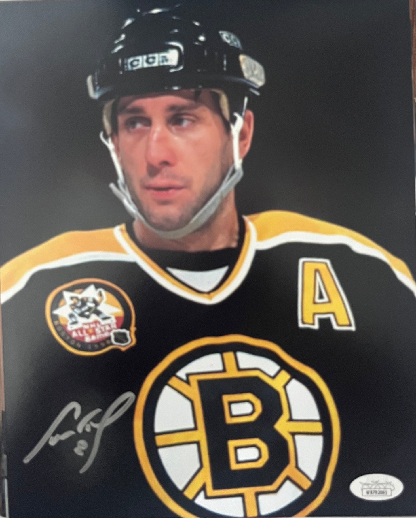 Cam Neely signed Bruins 8x10 w/ All Star patch close up