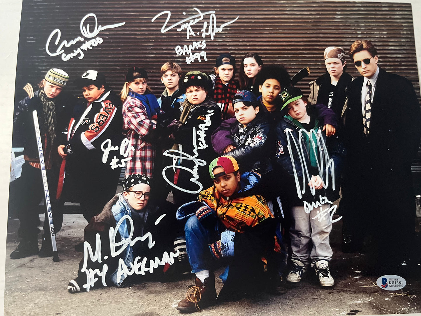 THE MIGHTY DUCKS SIGNED CAST 11X14 BY 6 MEMBERS W.BECKETT