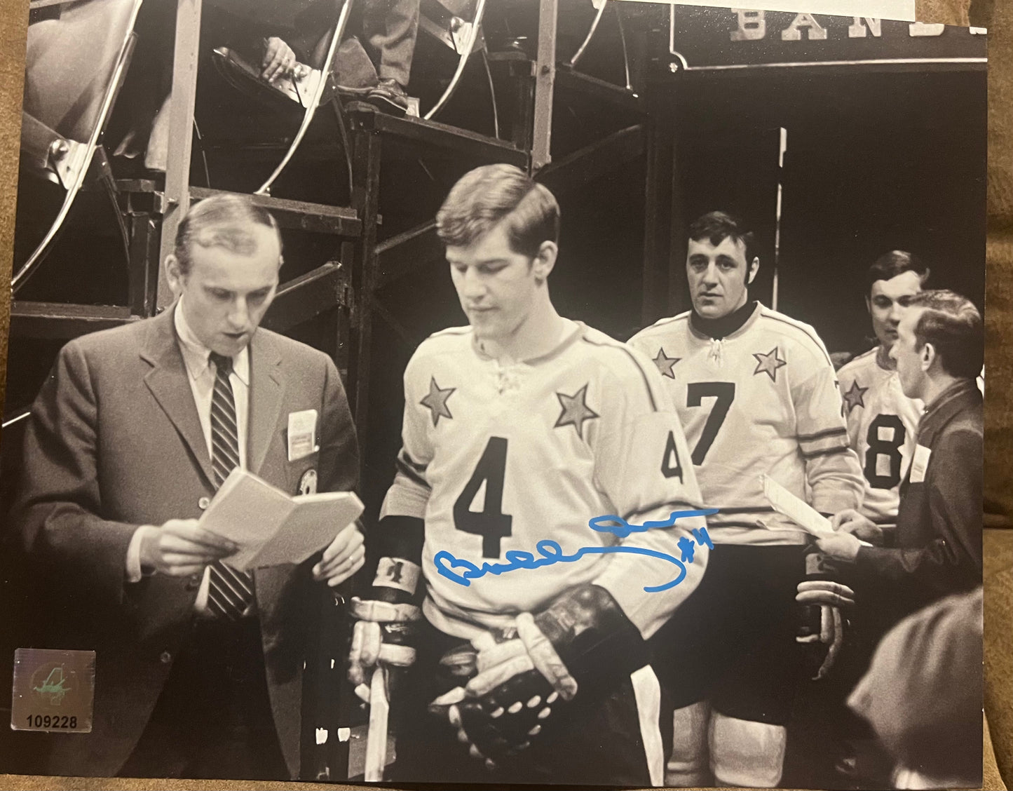 Bobby Orr signed 8x10 All Star Game with GNR cert