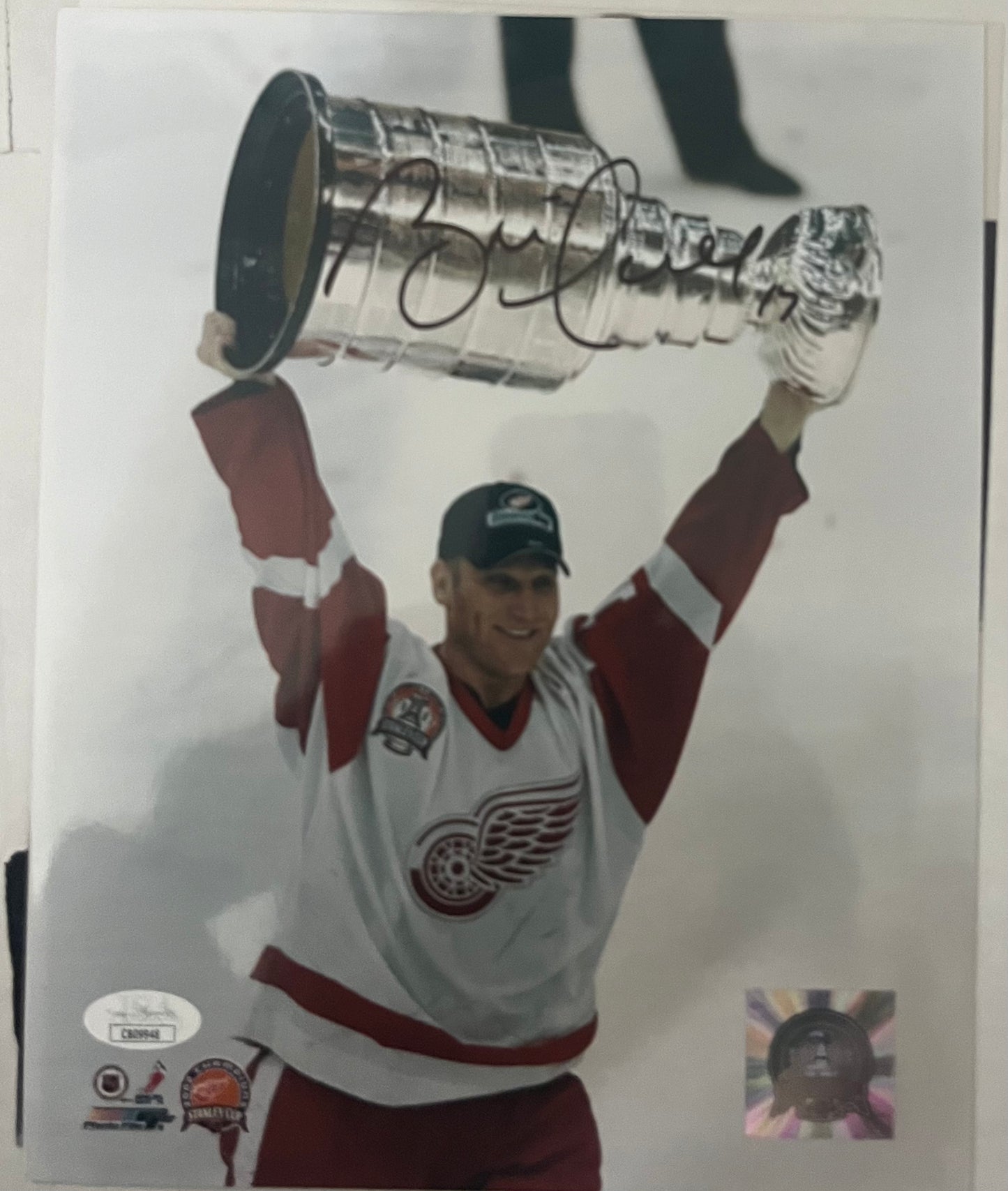 Brett Hull signed 8x10 Stanley Cup Champion