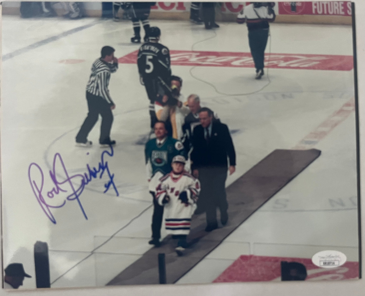 Rod Gilbert signed 8x10 Rangers HOF Deceased