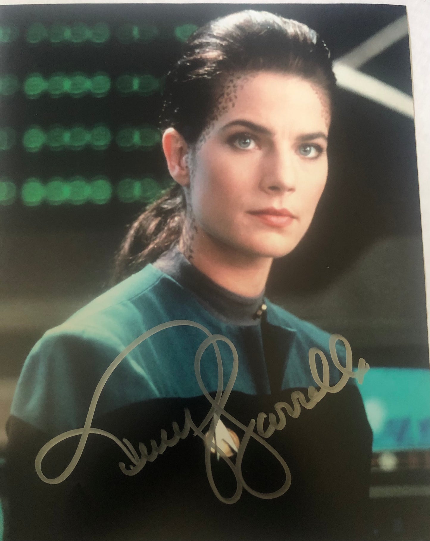 Terry Farrell signed 8x10 w/UACC CERT Star Trek