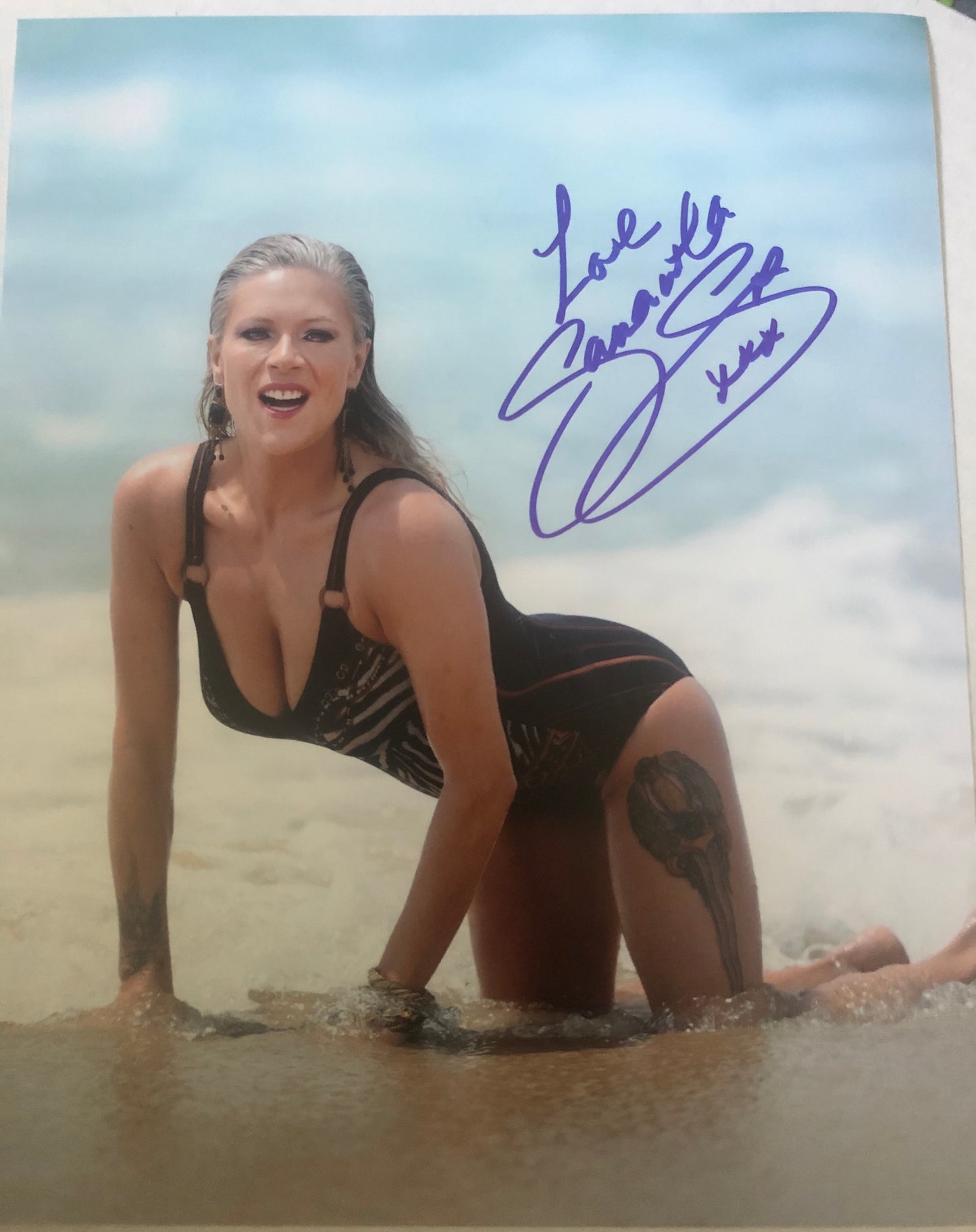 Samantha Fox signed 8x10 UACC Cert    1980's model & singer