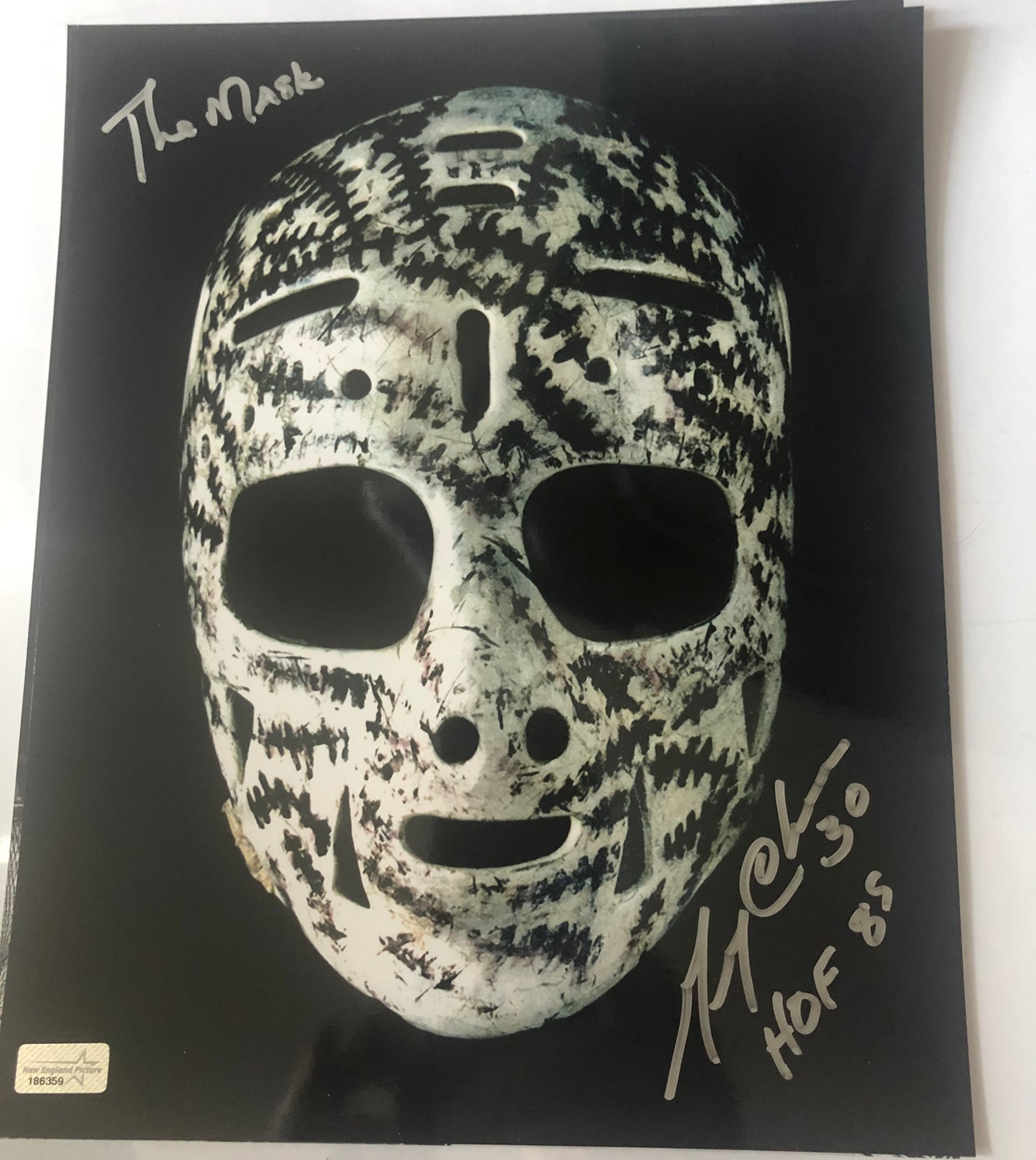 Bruins HOF Gerry Cheevers signed 8x10