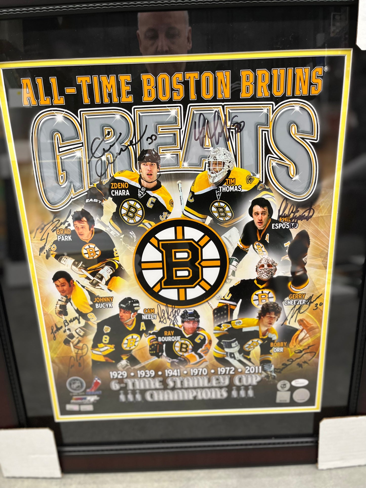 Boston Bruins signed collage 16x20 by 8 players