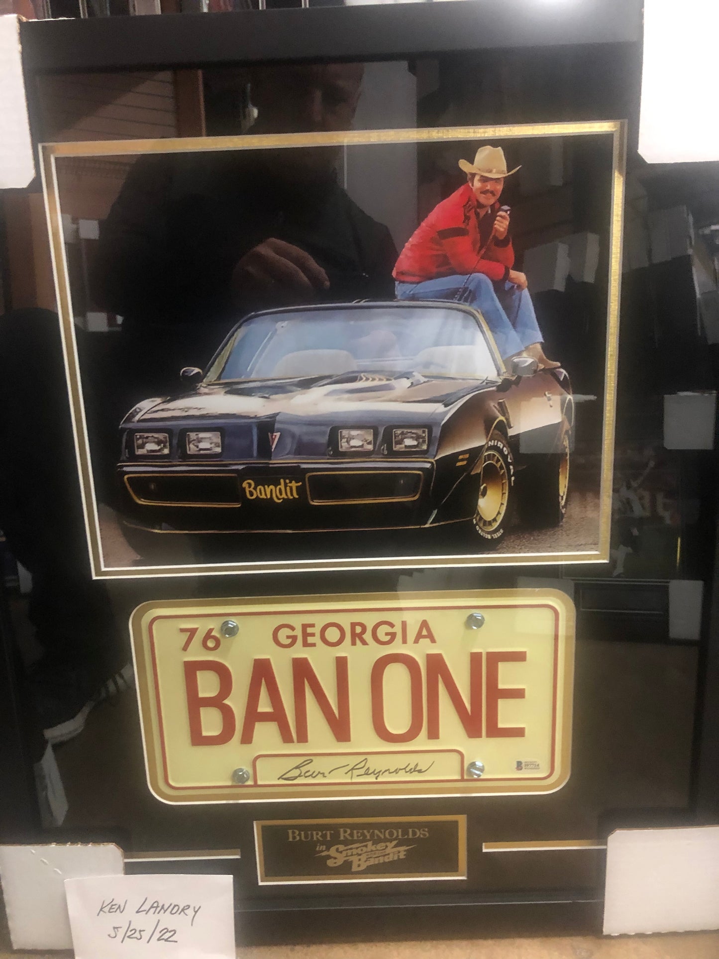 Bruins Dougie Hamilton signed authentic jersey with Frameworth Certification