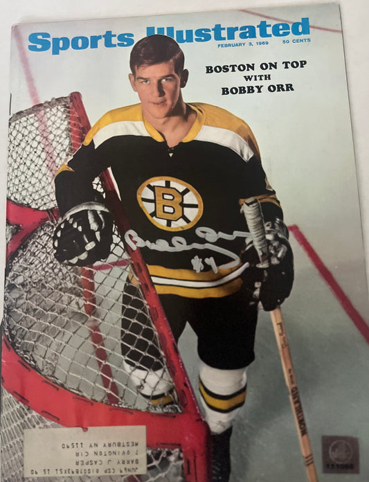BOBBY ORR SIGNED 1970 SPORTS ILLUSTRATED W/GNR CERT