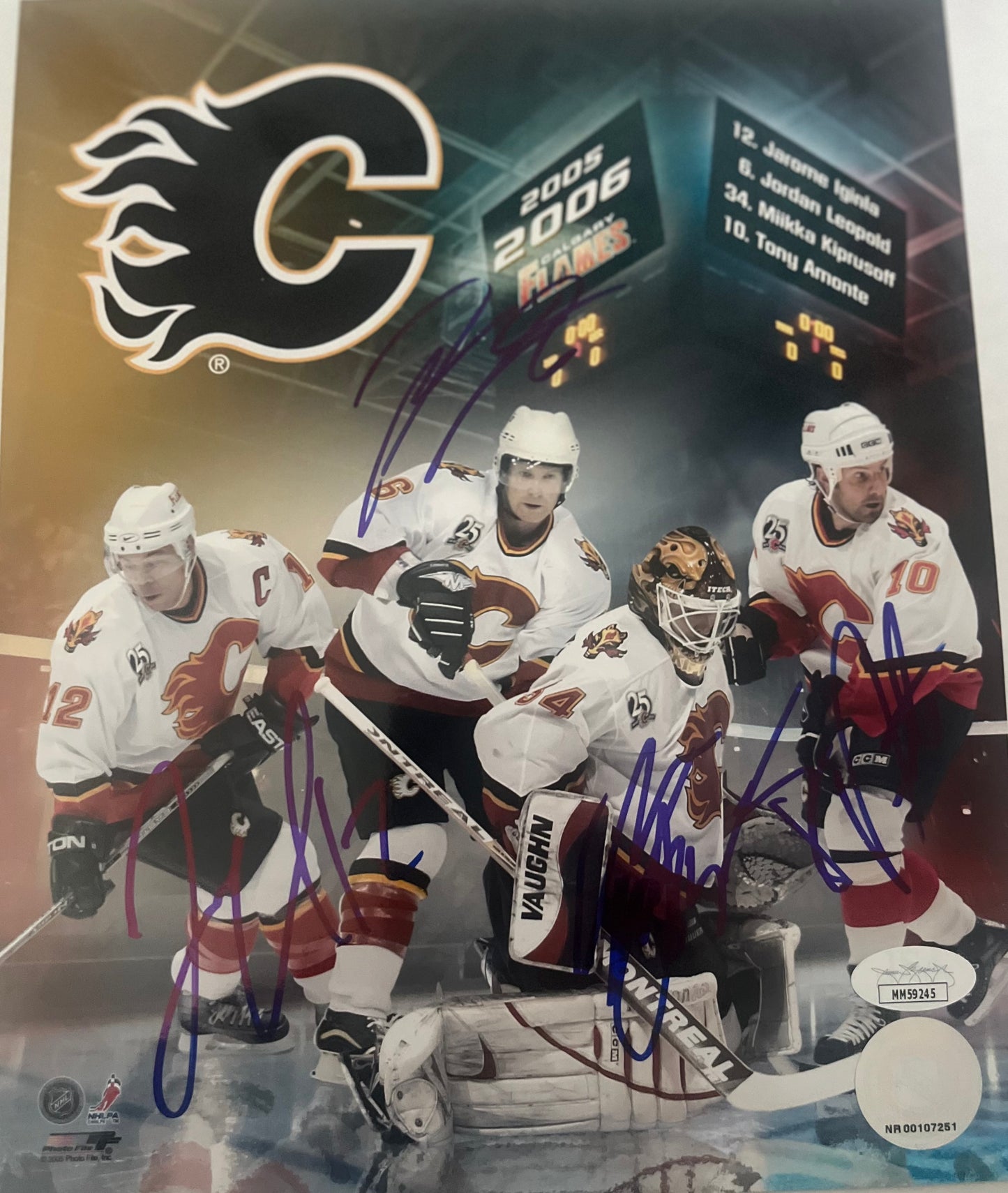 Calgary Flames '05-06 signed 8x10 by Iginla, Leopold, Kiprusoff & Amonte with JSA Cet