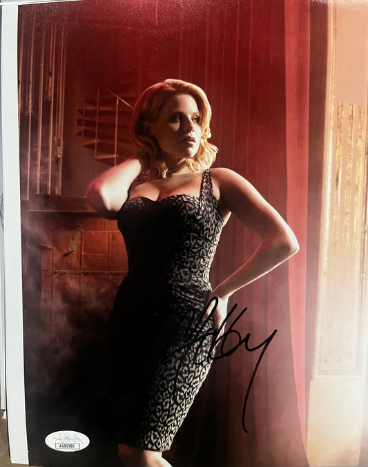 Megan Hilty signed 8x10  SMASH   JSA
