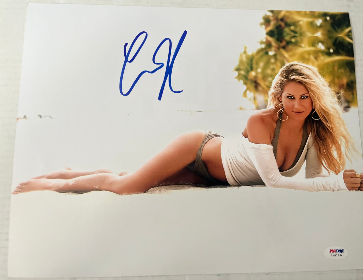 ANNA KOURNIKOVA SIGNED 11X14  BIKINI PIC  WITH PSA/DNA
