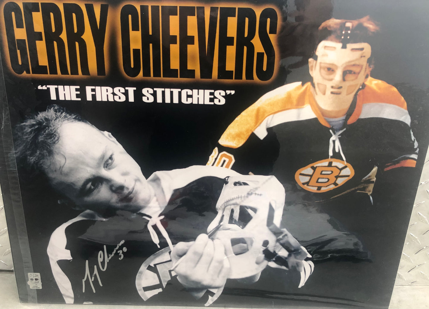 Gerry Cheevers signed 16x20 with Cheevers hologram