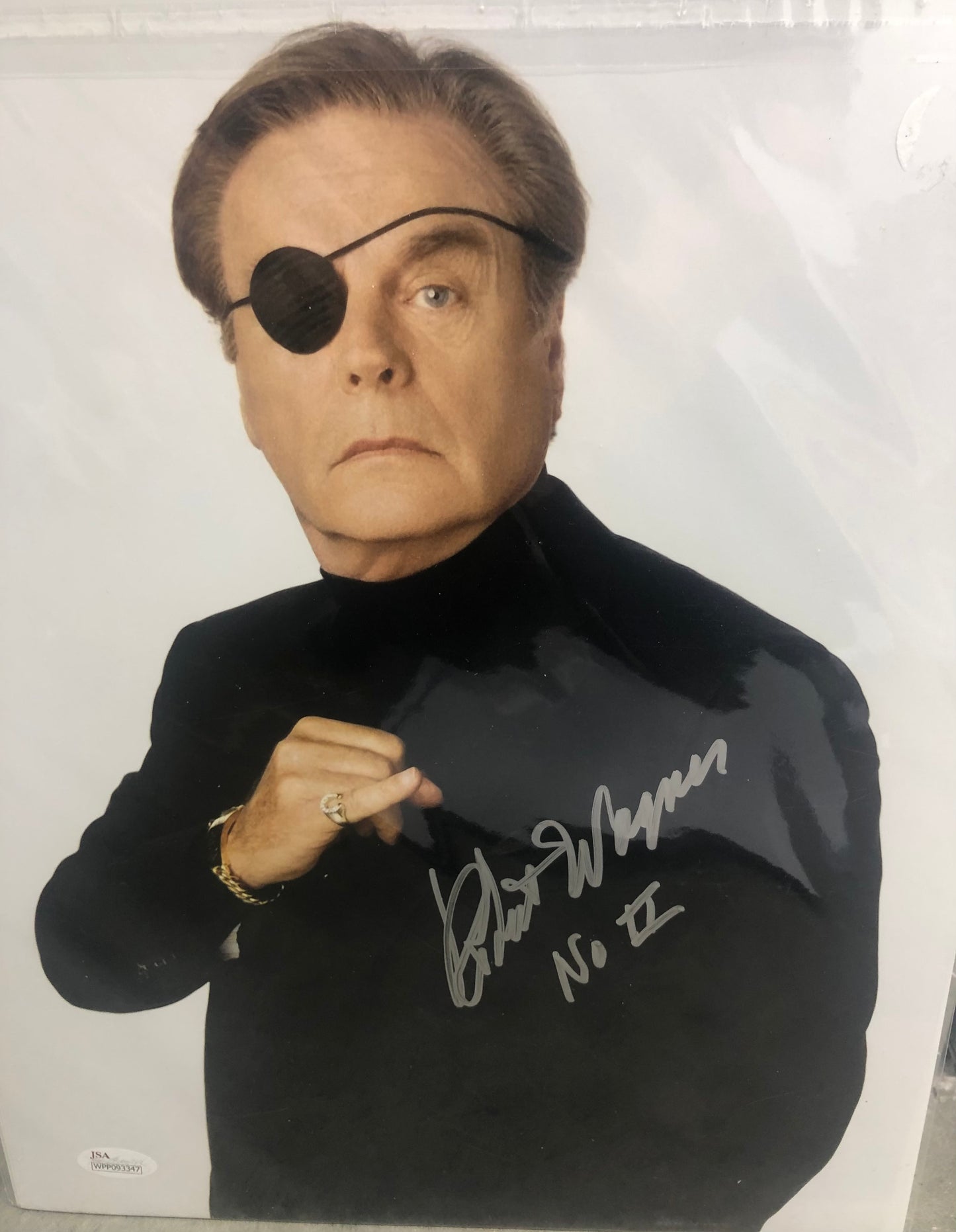 Robert Wagner signed 11x14  Austin Powers #2 with JSA