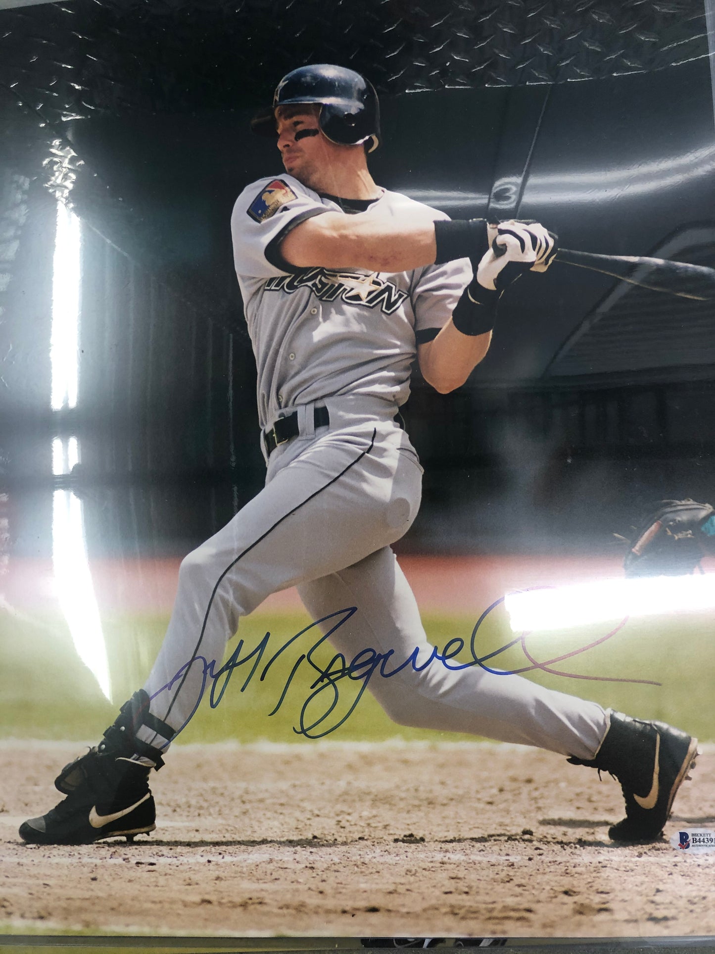Jeff Bagwell signed 16x20 with Beckett Cert   HOF