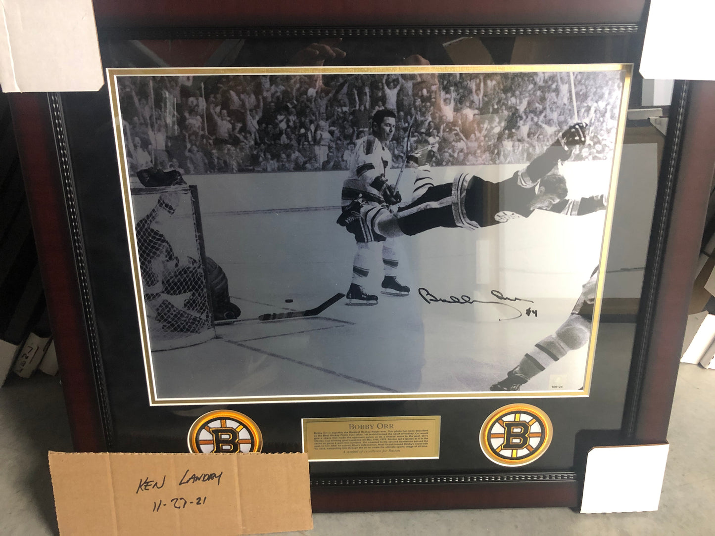 Bobby Orr signed and framed 16x20 metal plate  with GNR Cert   "The Goal"