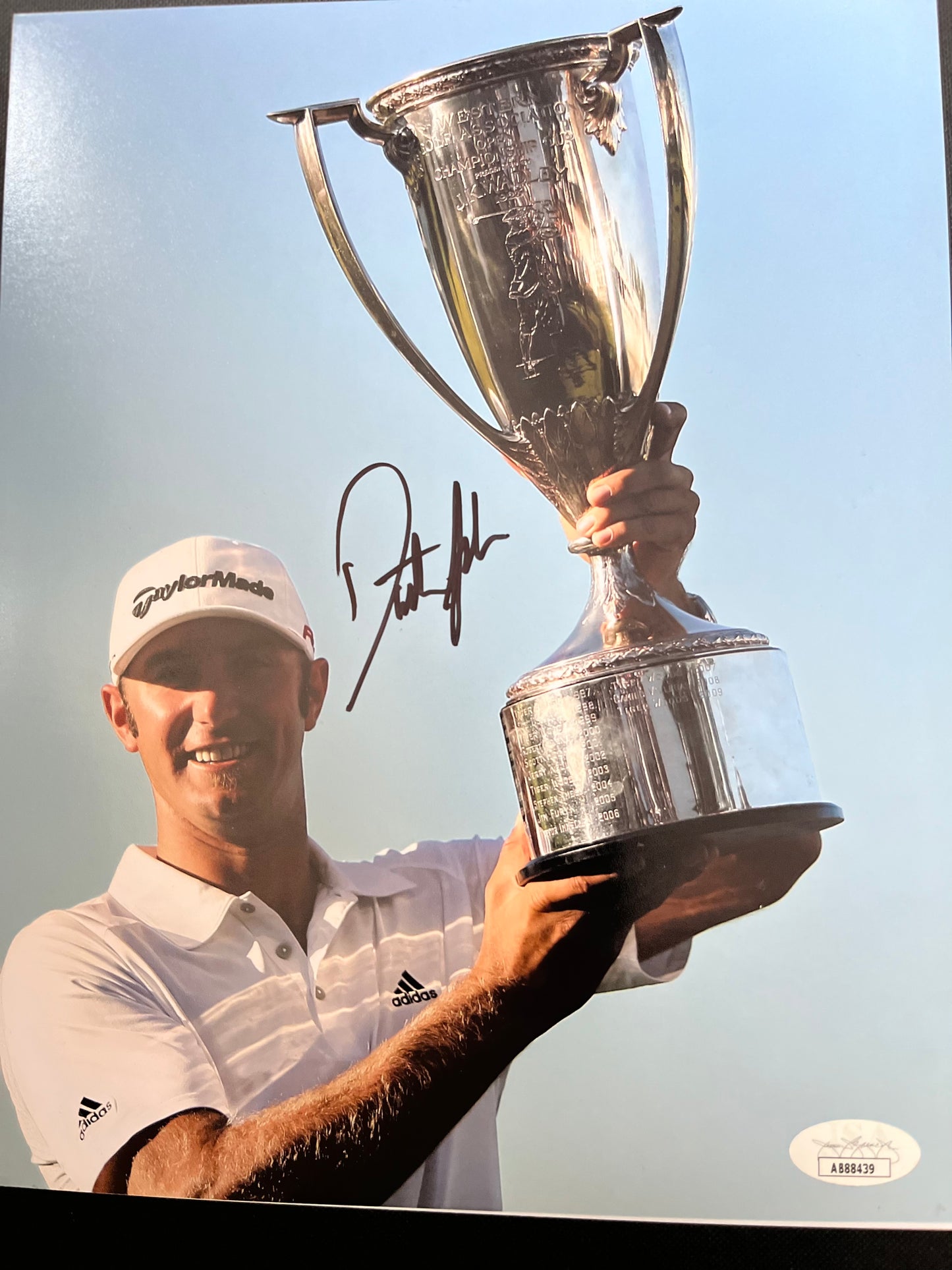 PGA Major winner Dustin Johnson signed 8x10