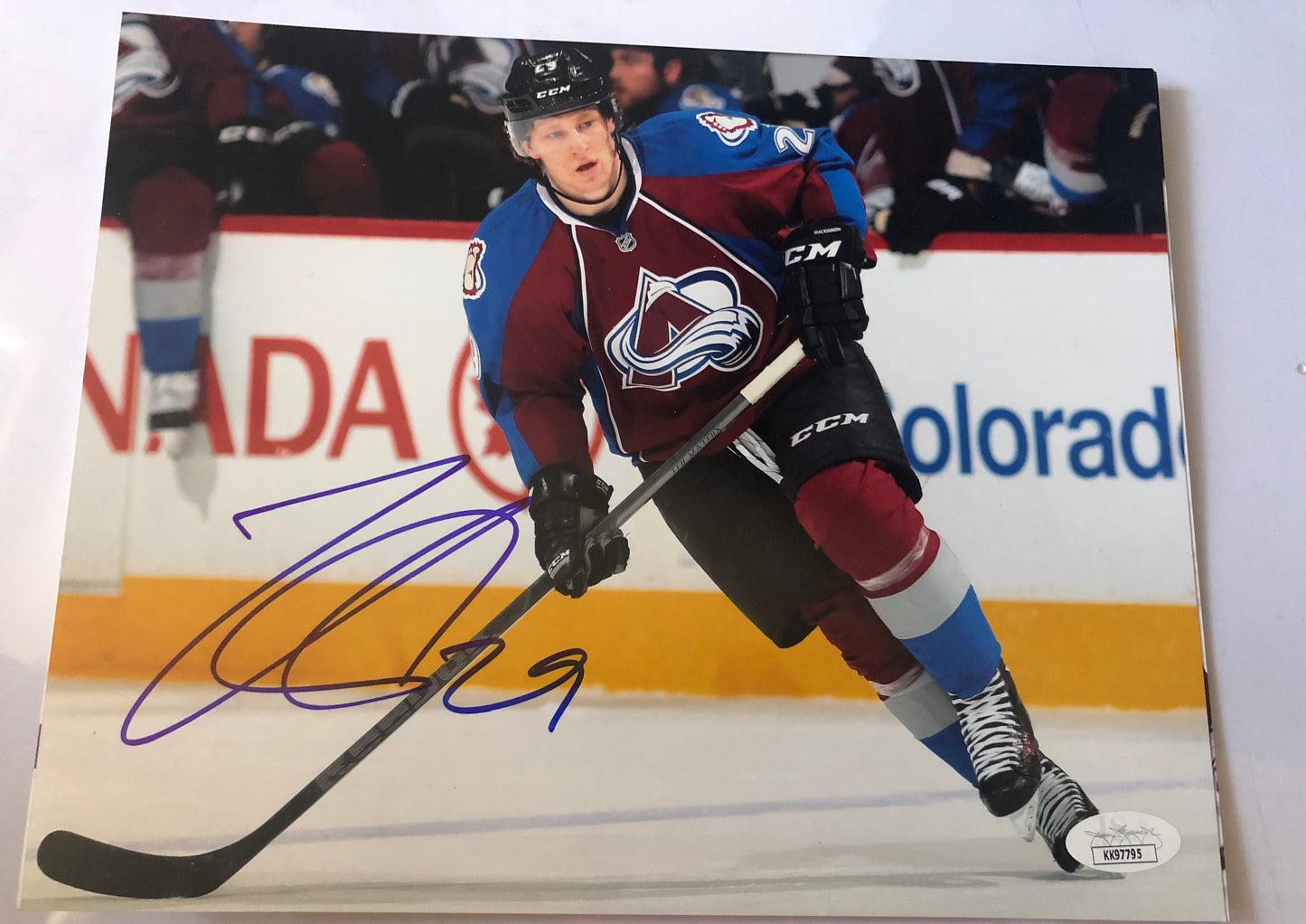 Nathan MacKinnon signed 8x10 Avalanche