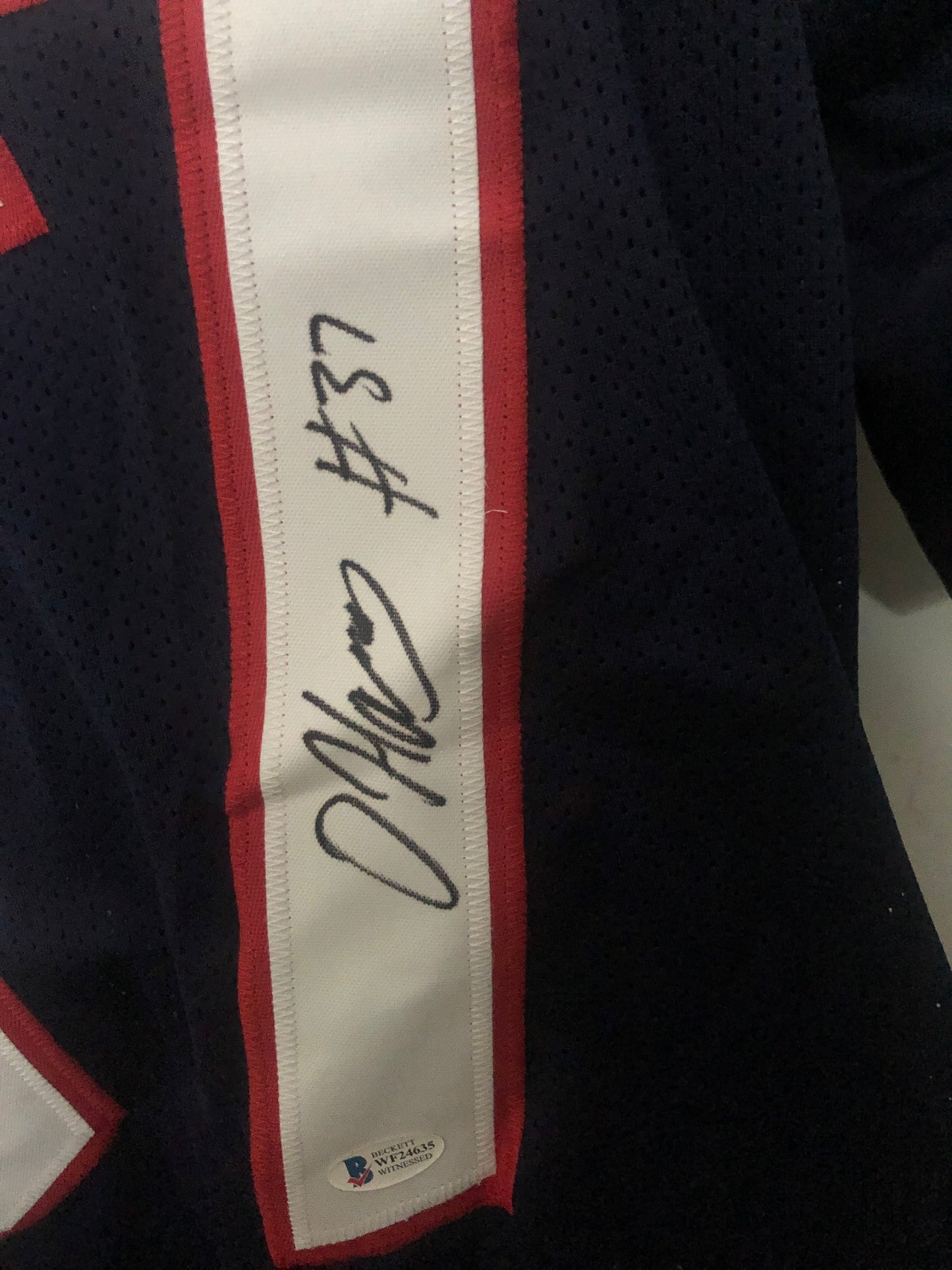 Patroits Damien Harris  signed  custom jersey with JSA